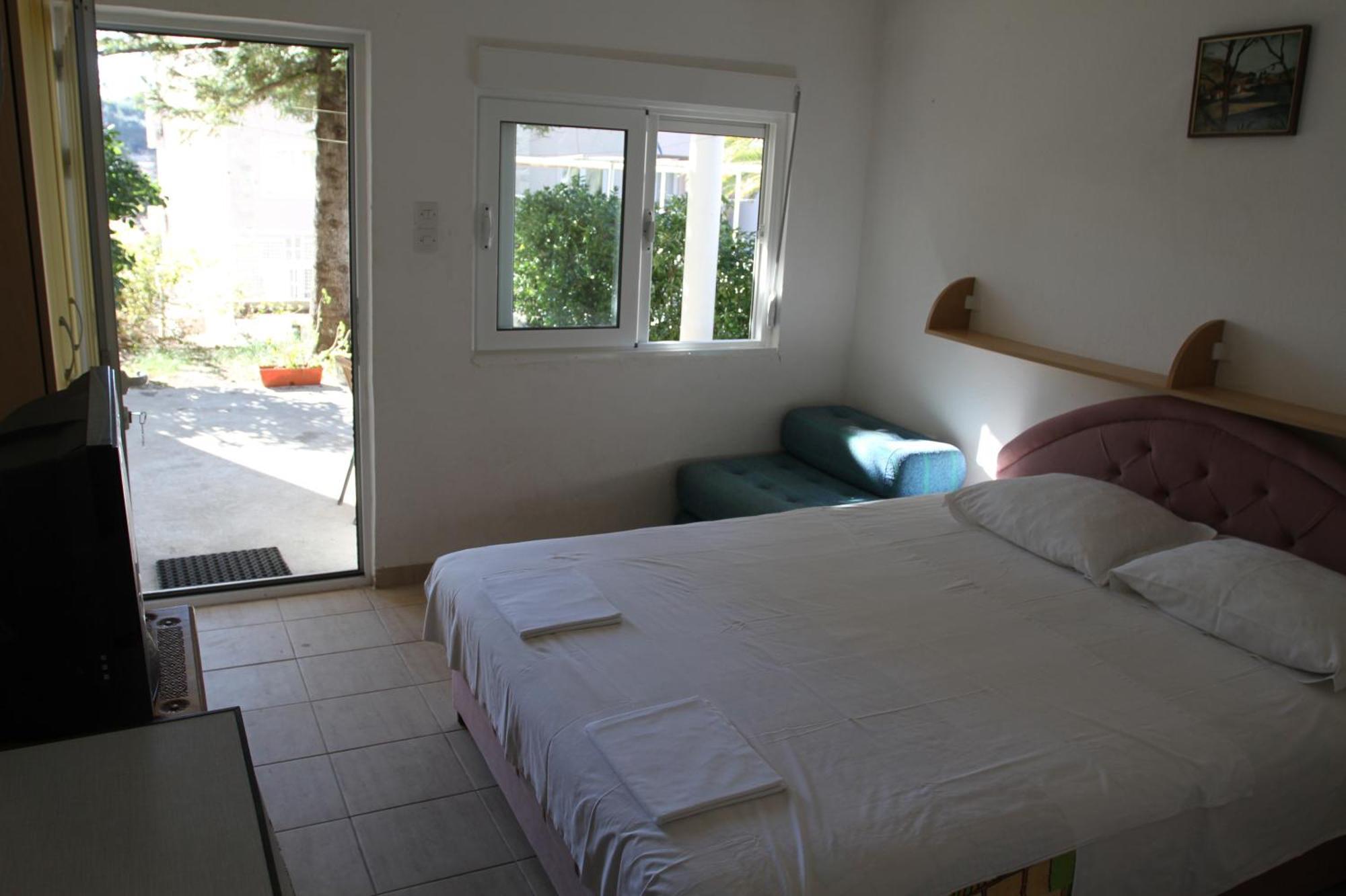 Apartments Popovic Petrovac Exterior photo